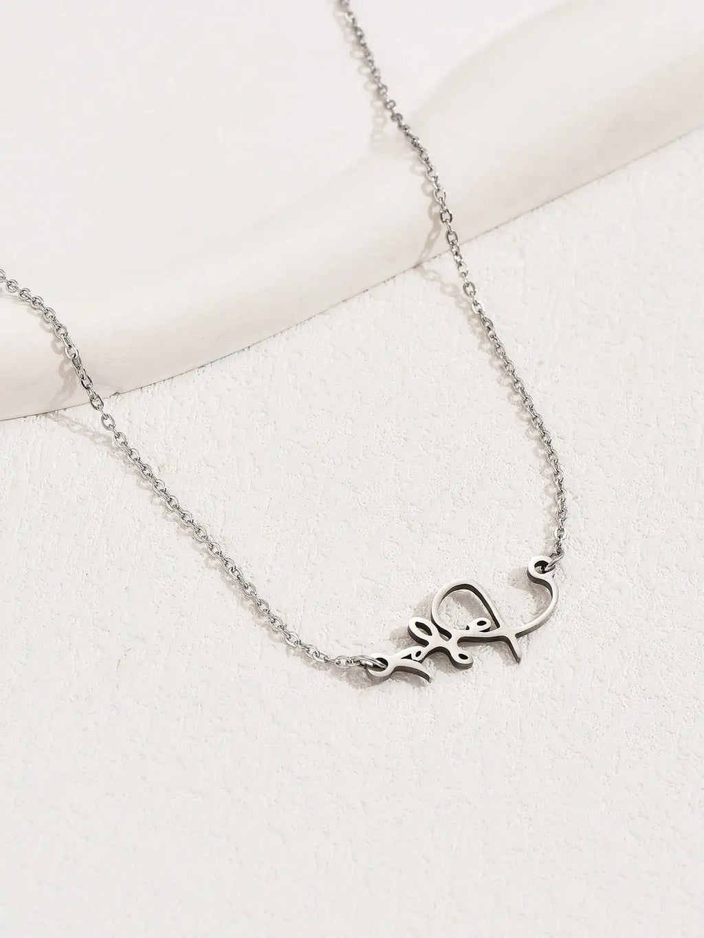 1pc Classic Stylish Simple Elegant Stainless Steel Irregular Pattern Pendant Necklace with Water-wave Chain