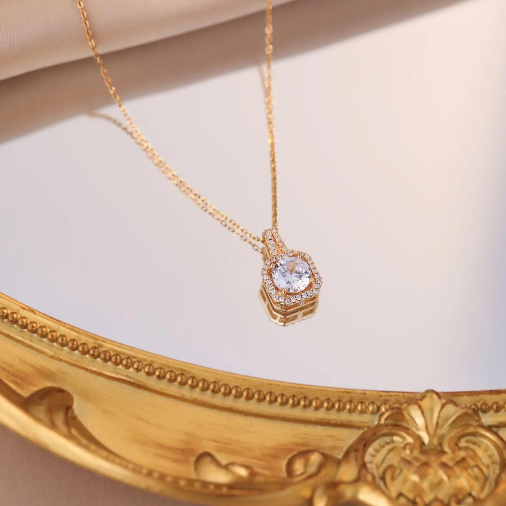 US Local Stock Zircon Pendant daily Wear Luxury Necklace High Quality Gold Plating Wedding Banquet Necklace holiday Gift