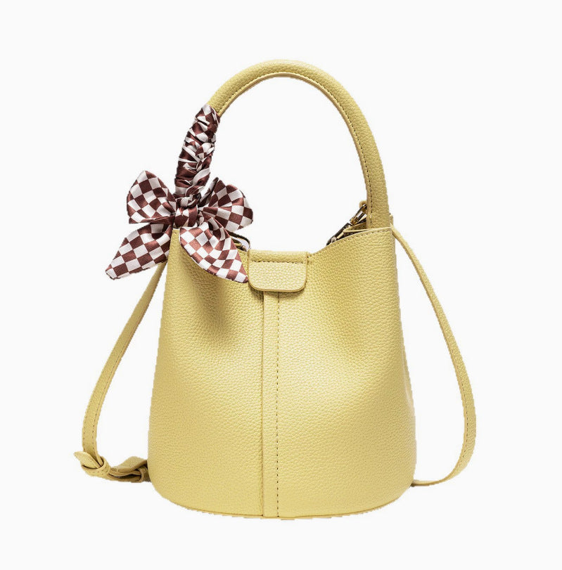 Small Bucket Bag Women's High-End Bag 2024 New Niche Vegetable Basket Women's Bag Super Hot Satchel Crossbody Bag Summer